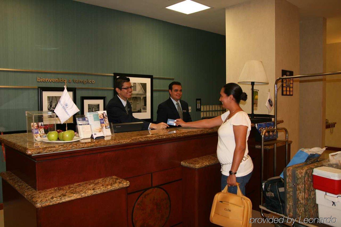 Hampton Inn Tampico Airport Interior photo